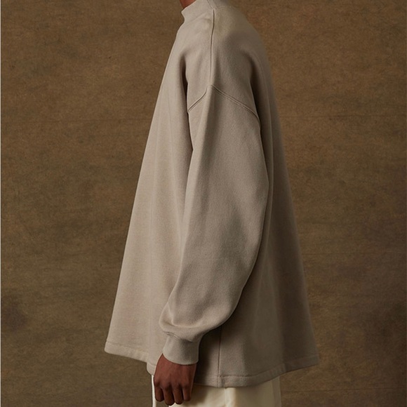 Essentials Fear Of God Smoke Relaxed Crew Neck Sweatshirt - Picture 7 of 7